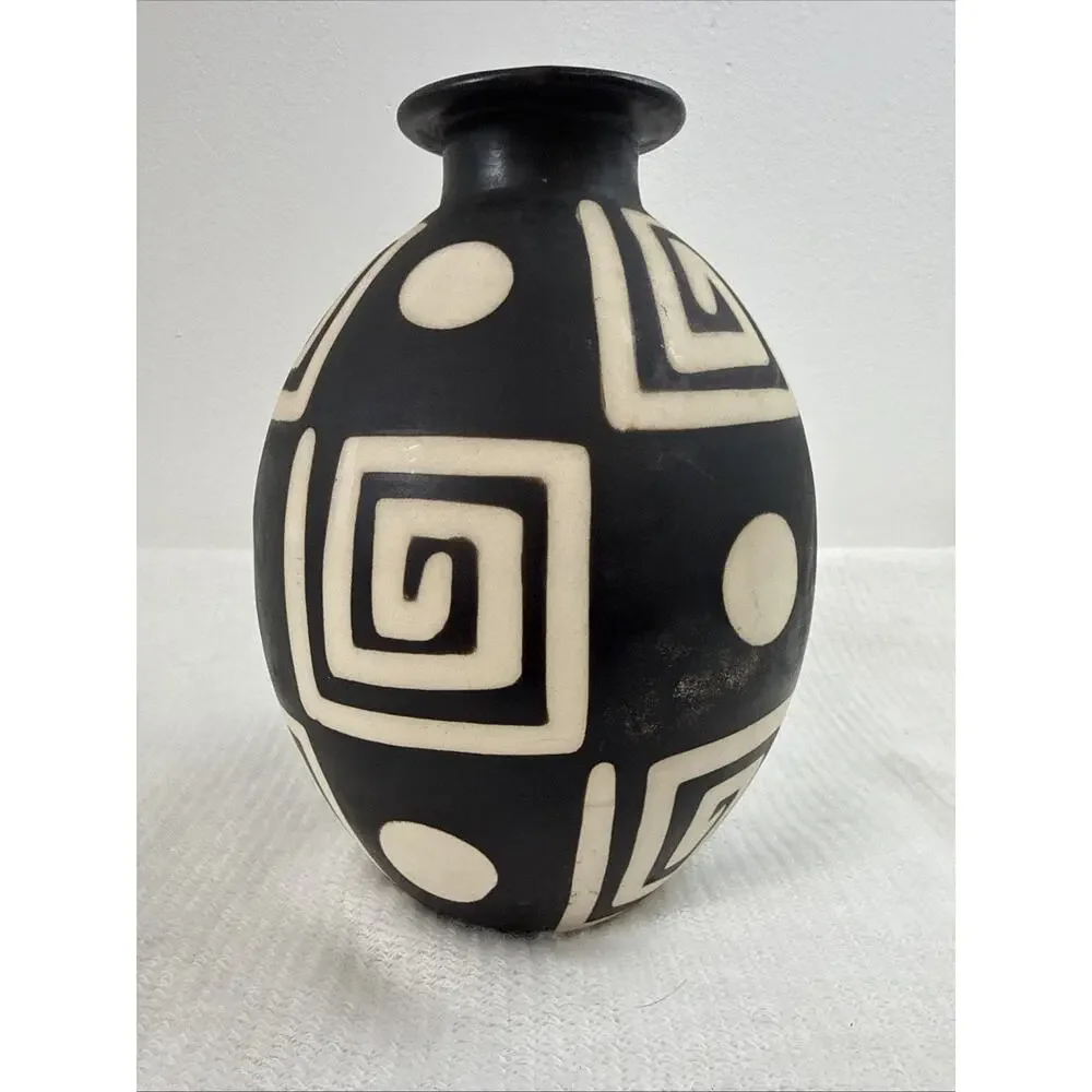 Vintage Valeriano Paz Chulucanas Peru Signed Art Pottery Nesting Vases 3pc Set